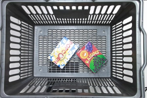 Hole gray bin, frame 4